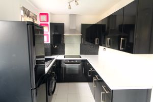 Kitchen/Diner- click for photo gallery